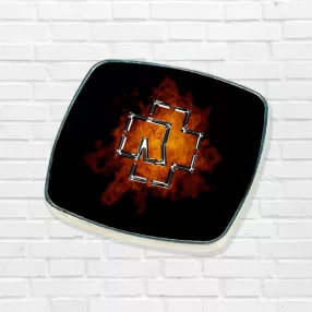Metalowy magnes na lodówkę z logo Rammstein