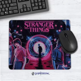   Stranger Things – Universe – elastyczna podkładka pod mysz