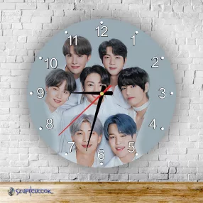BTS – okrągły zegar ścienny