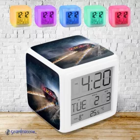 Świecący budzik zmieniający kolor - DeLorean 88 mph